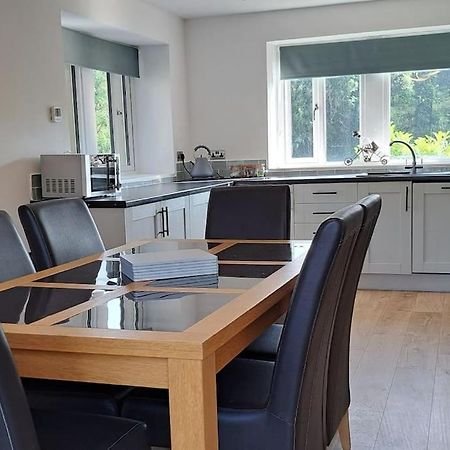 Coolams Villa Ингълтън Екстериор снимка