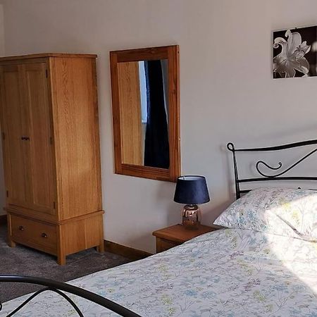 Coolams Villa Ингълтън Екстериор снимка
