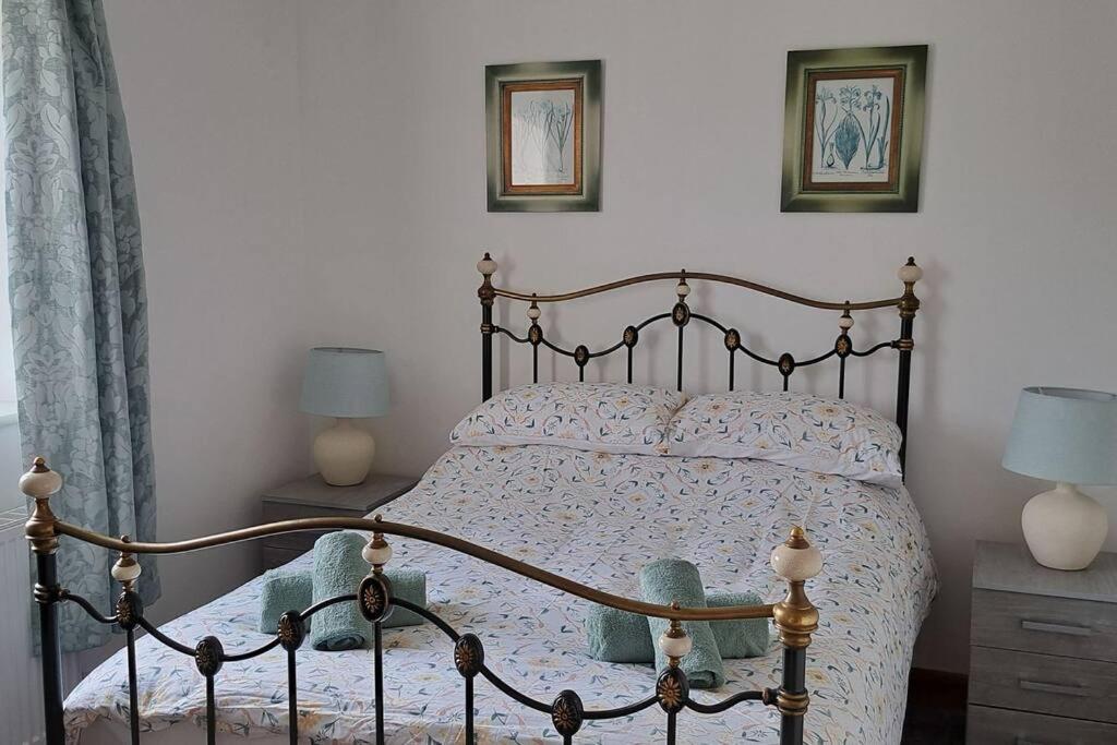Coolams Villa Ингълтън Екстериор снимка